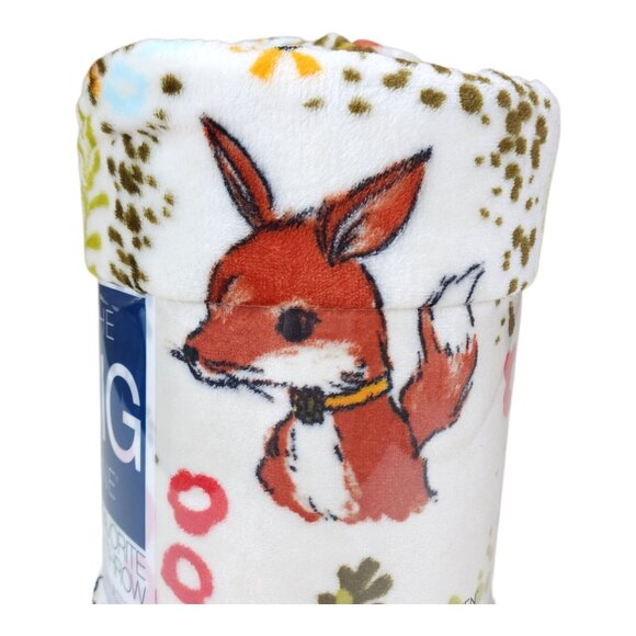 The Big One Oversized Plush Throw Blanket 5' x 6' Polyester Woodland Creatures - Picture 4 of 13